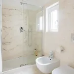 Apartment In Palazzo Bucelli