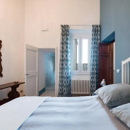 Apartment In Palazzo Bucelli Montepulciano
